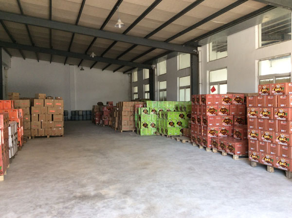 江苏宏天食品有限公司,泓天草菇老抽.泓天红烧酱油,泓天香醋.